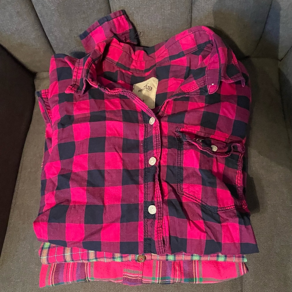 HOLLISTER BUTTON UP PLAID LONG SLEEVE SHIRTS -MEDIUM- ALL 3 for $10